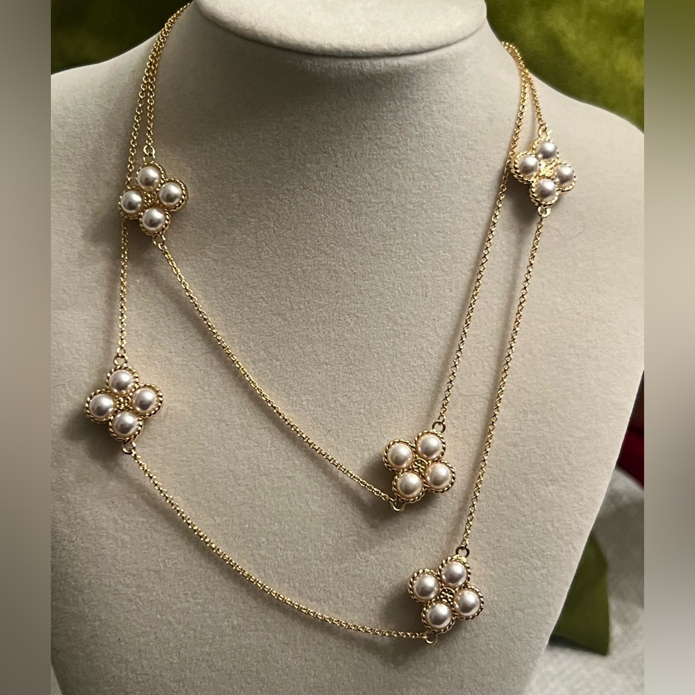 Tory Burch Kira Clover long necklace with pearls